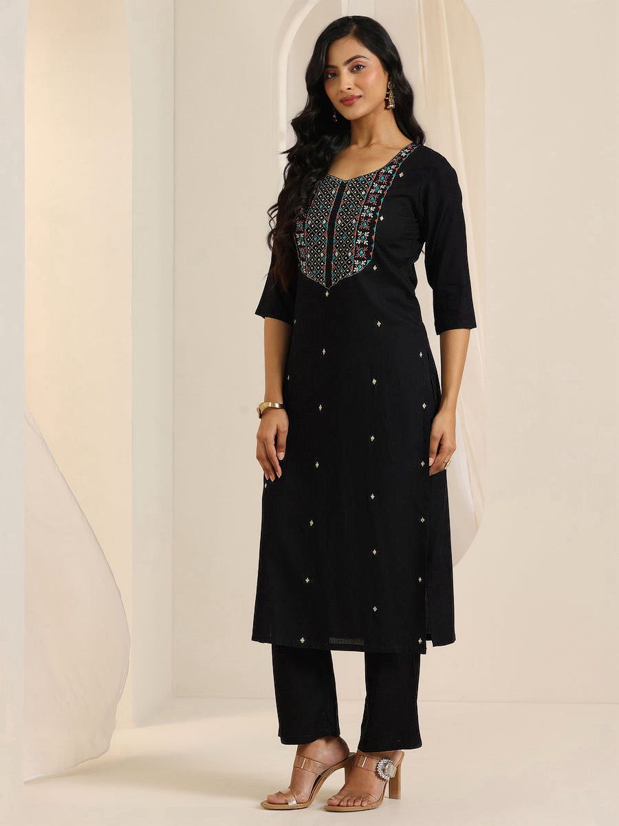 New Reyon beautiful Suit Set and Duppta  - Black - image_02_ac73f563fb9d.jpg
