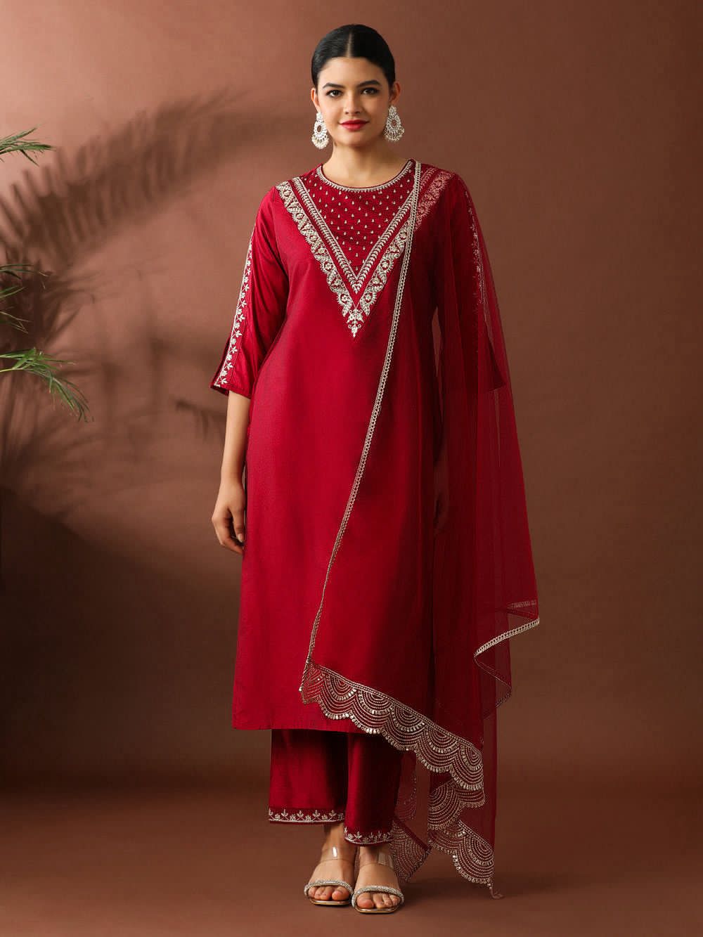 Presenting New Roman Fabric beautiful suit set - Red - image_01_542b17df782f.jpg