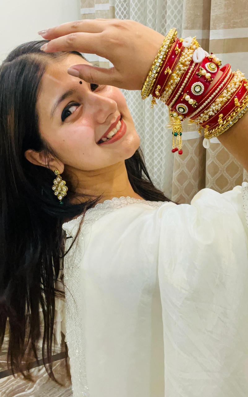 Red Dulhan 1 - 4.jpg